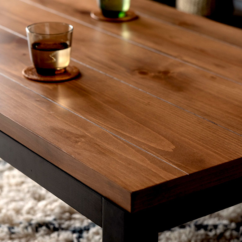 パイン材のDIY風