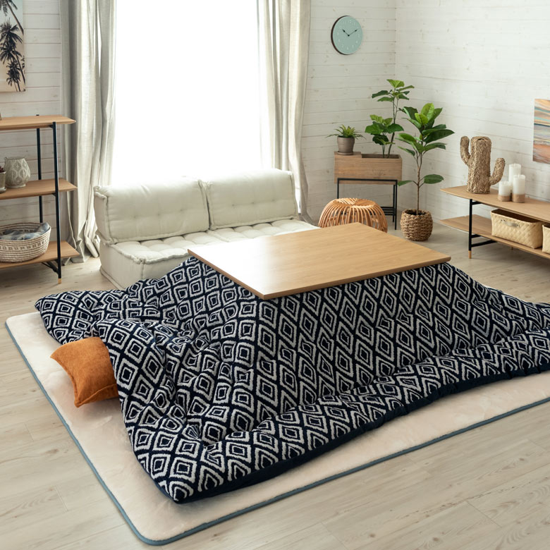 ダイヤ柄のジャガード織を贅沢に使用