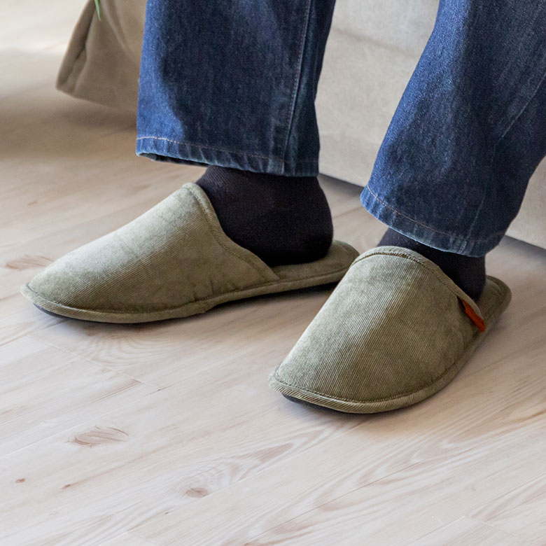 オールシーズン使える コーデュロイのスリッパ Lサイズ