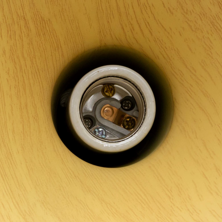 口金サイズはE26対応