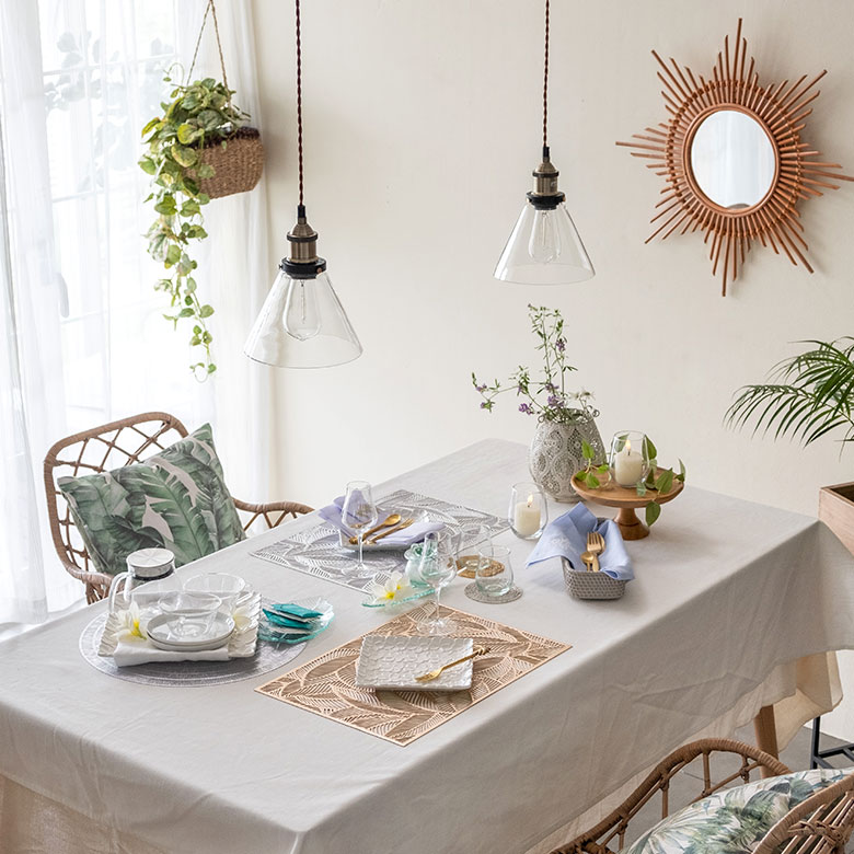 リビングやダイニングには並べて使ってもかわいい