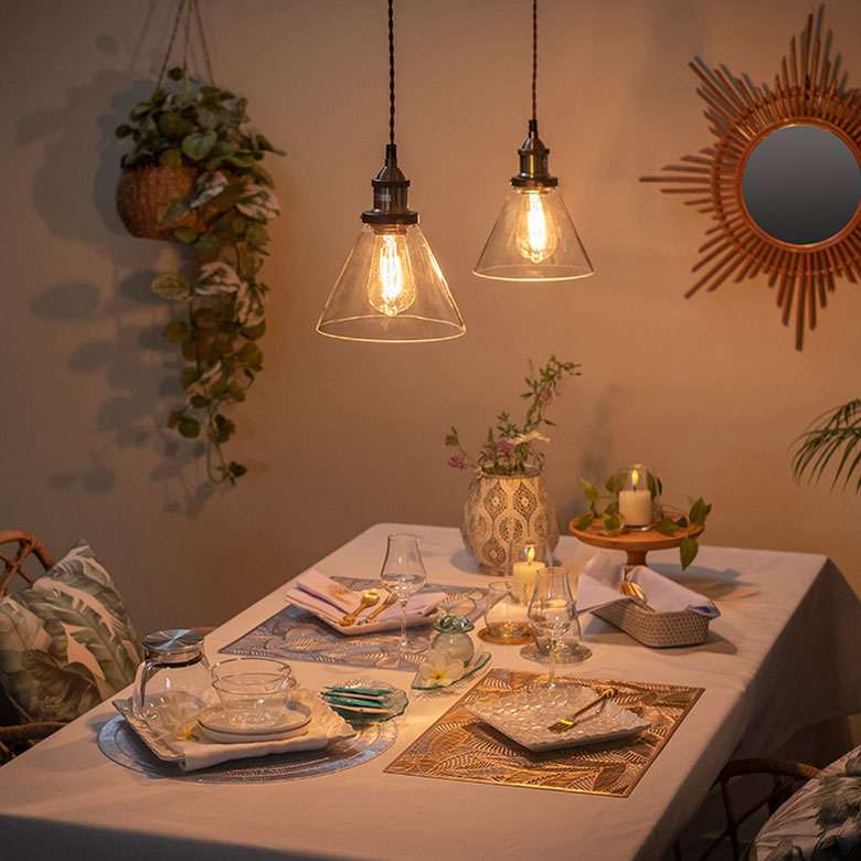 ナチュラル、カフェ風、モダンなど、幅広いテイストのインテリアに