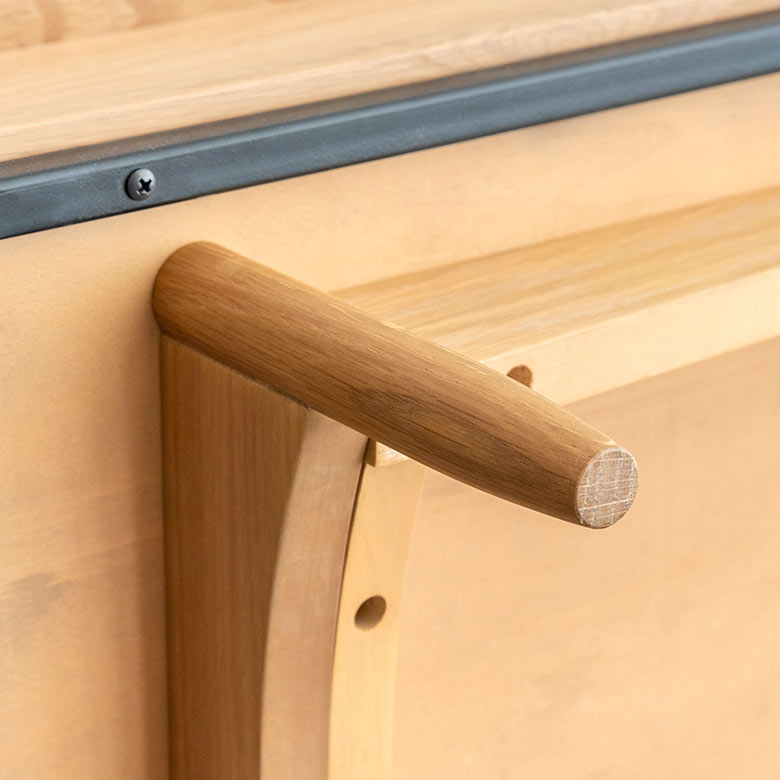 接地面も木製です。