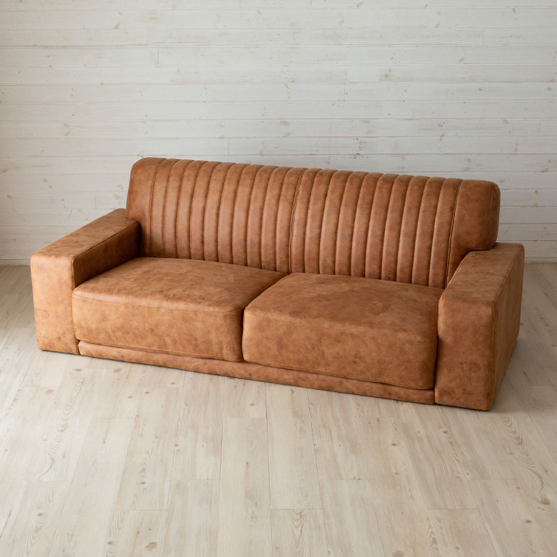 脚は取り外し可能