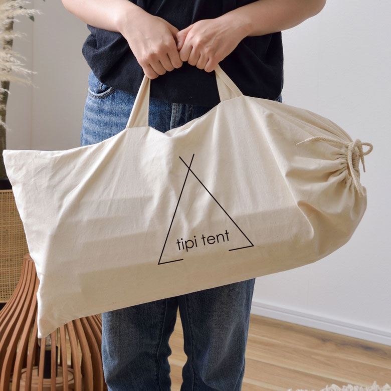 手に持った様子