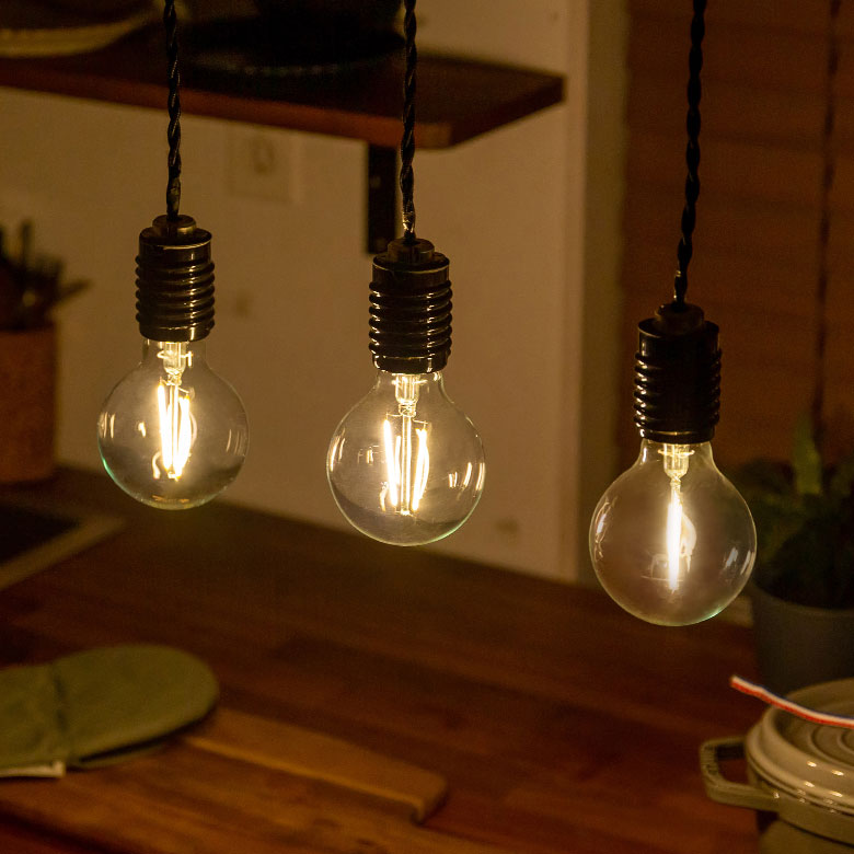 レトロで温かみのある光