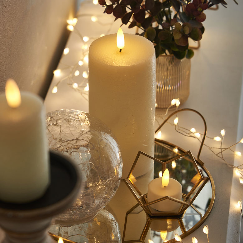 そのまま置いてもサマになる、太く高さのあるタイプ