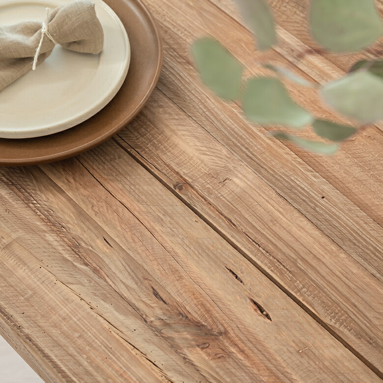 洗練された美しいシルエット