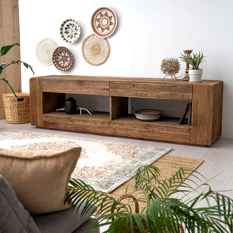 木の風合いで包み込む、魅せる収納 古材の寄木ローボード TVボード