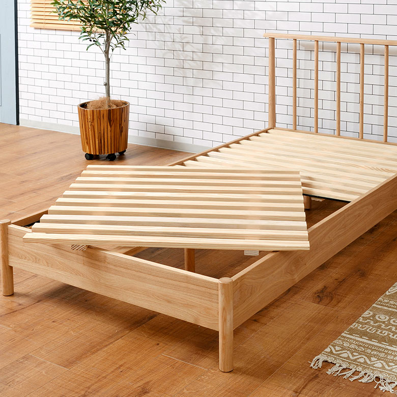 通気性抜群のすのこベッド