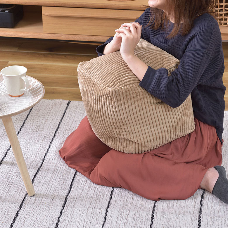 抱えるにもちょうどよい大きさ