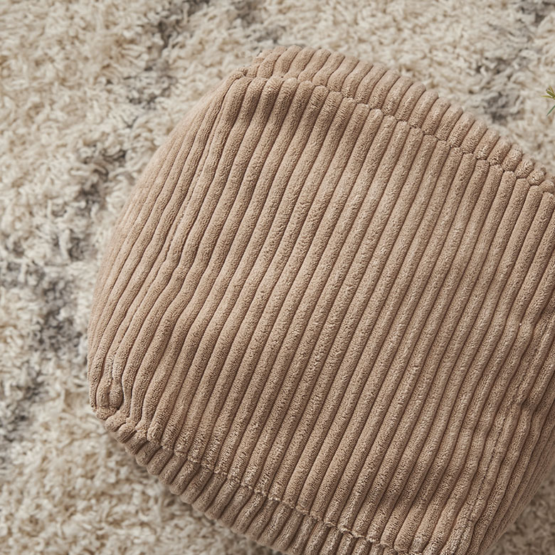 太畝のコーデュロイ素材