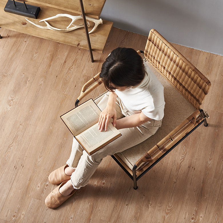 広い座面でゆったりとした座り心地