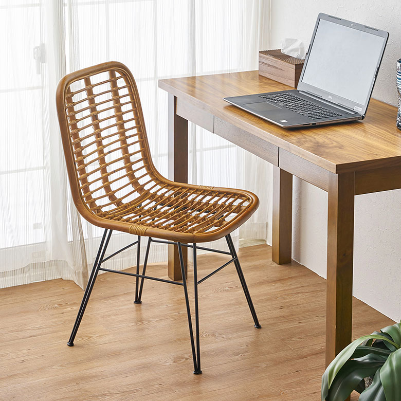 デスク用のチェア