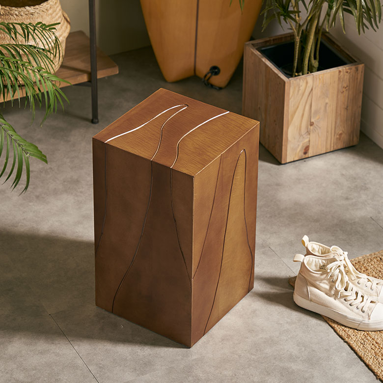 ウッドスツール