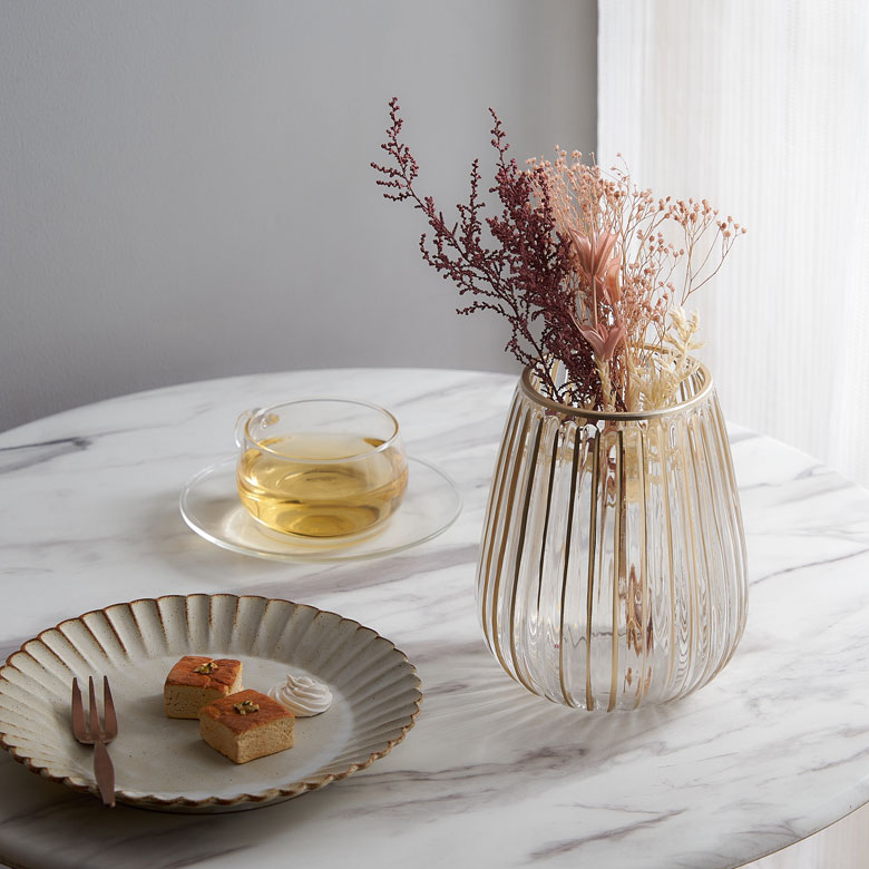 鮮やかもありつつ馴染みの良い色味