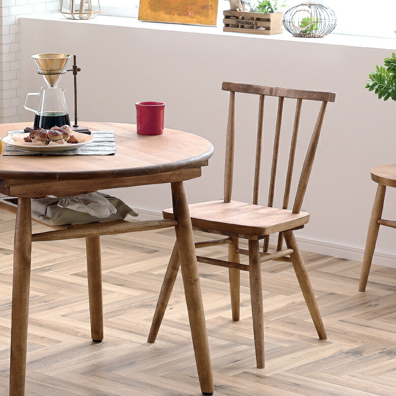 優しく温かな、木の素材感を感じる家具 バーチ材のダイニングチェア アネモネチェア