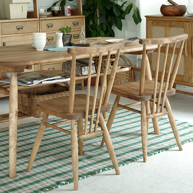 優しく温かな、木の素材感を感じる家具 バーチ材のダイニングチェア アネモネチェア