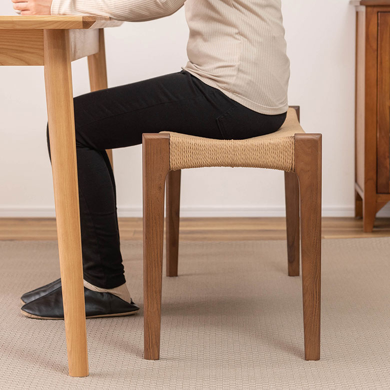 ペーパーコードには弾性があるため、お尻に自然にフィット