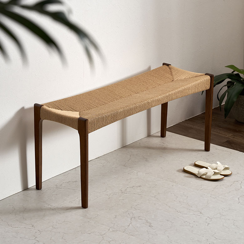 玄関に置いたり、窓際に置いても