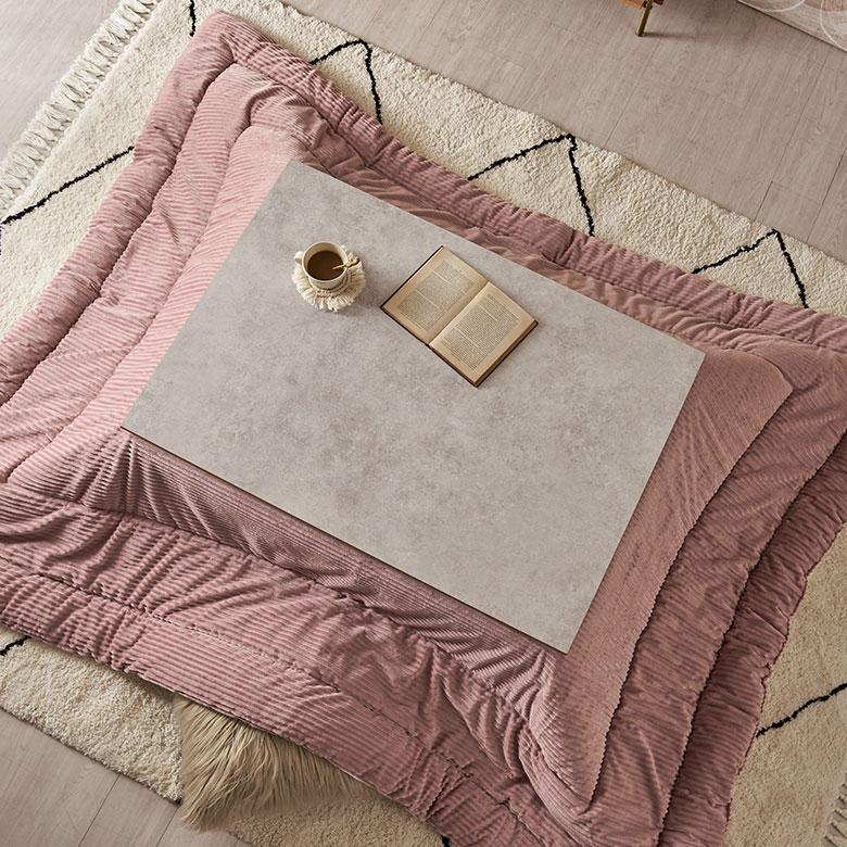 ナチュラルテイストにもおすすめのこたつテーブル