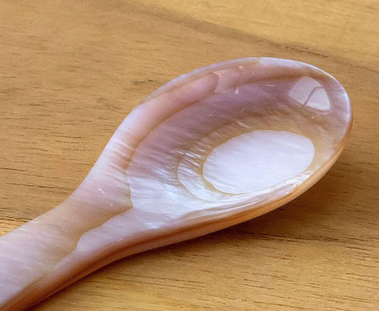 天然素材でできた上品なティースプーン