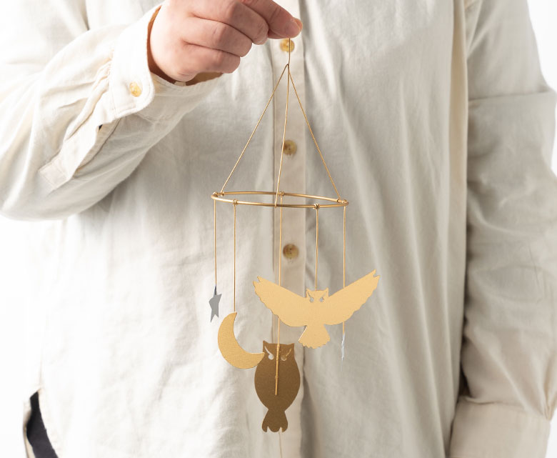 手に持つとこのくらいの大きさ