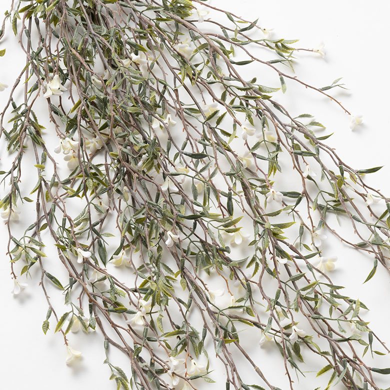 つるが魅力的なフェイクグリーン