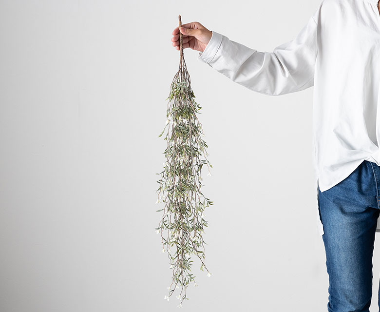 手に持つとこのくらいの大きさ。