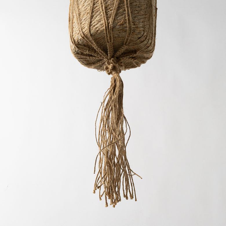 植物を吊り下げて楽しめるアイテム