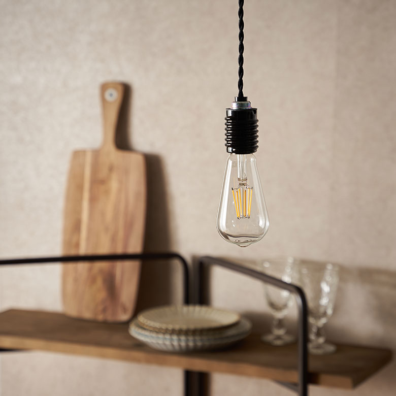 100W相当の明るさ