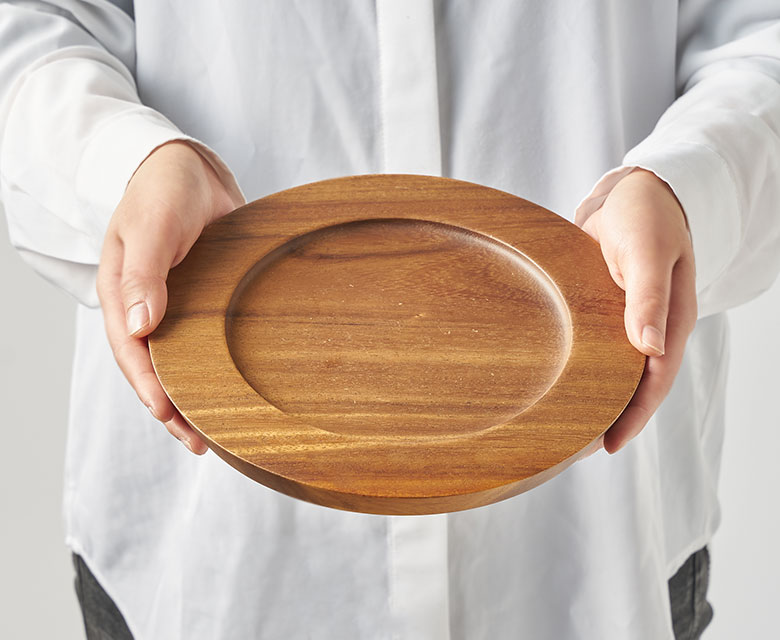 日常使いできる木製のお皿