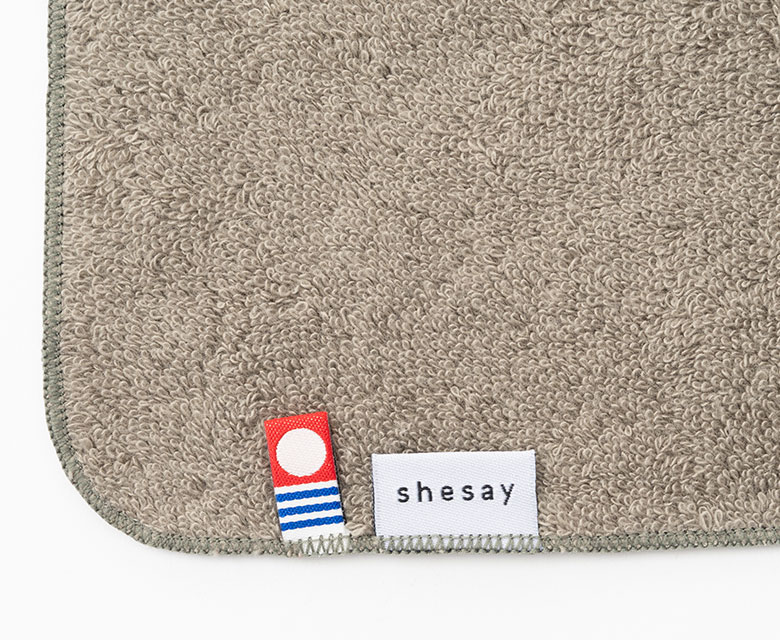 優しい触り心地のフェイスタオル