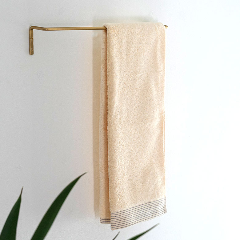 ギフト用にも最適な今治タオル