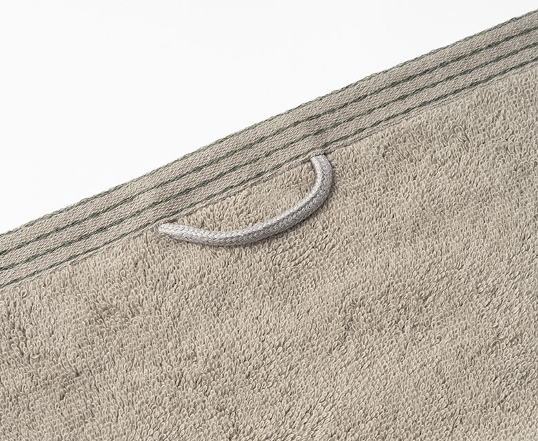 引っ掛けて使えるタオル