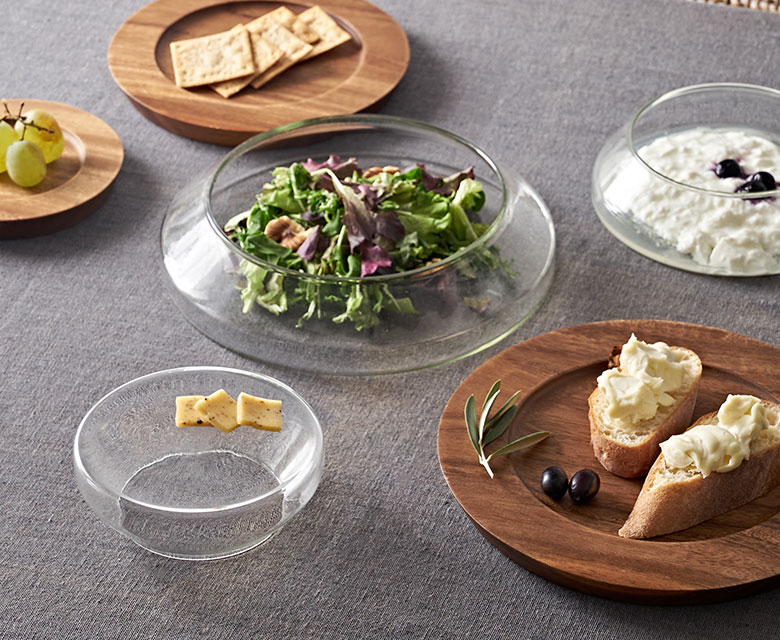 おつまみを載せる小皿としても