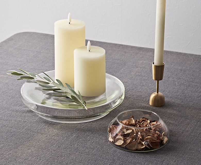 リサイクルガラスのディスプレイトレイ