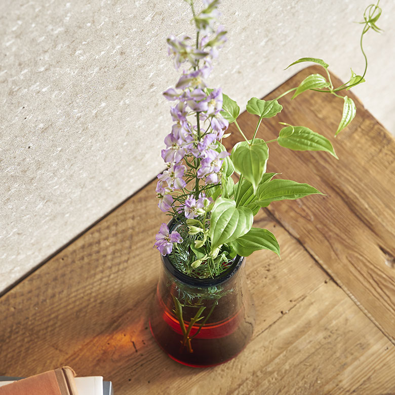 長さのあるお花や枝物にも