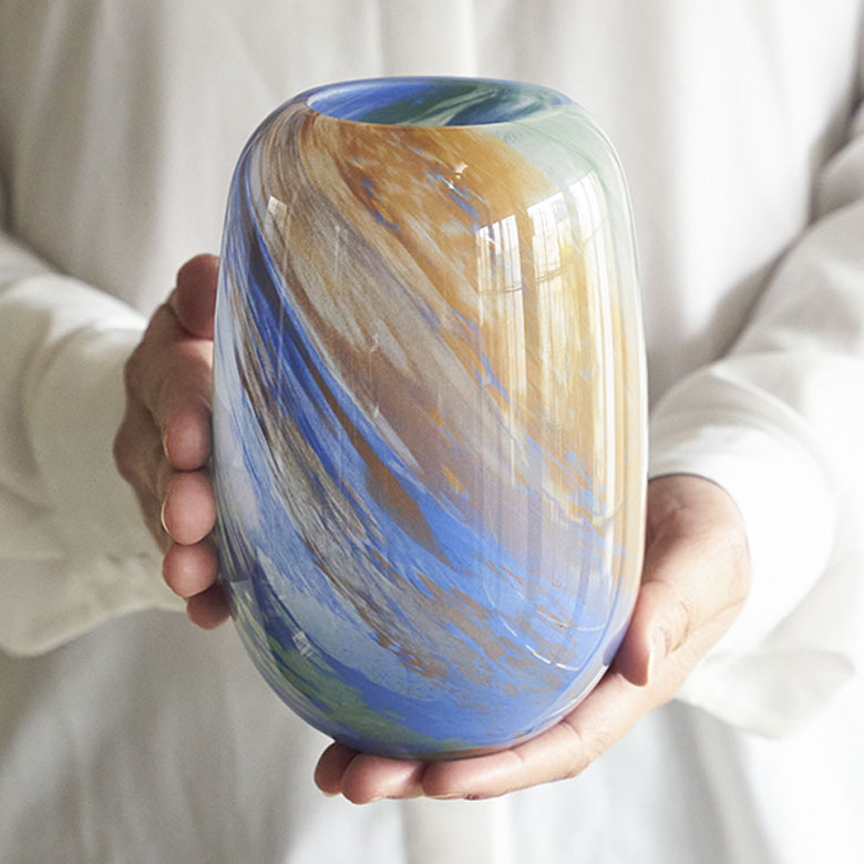 使いやすいサイズの花瓶