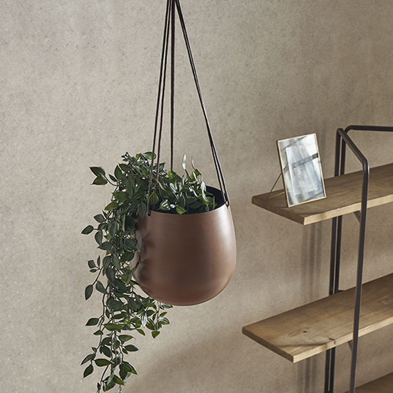 スタイリッシュなフラワーベース