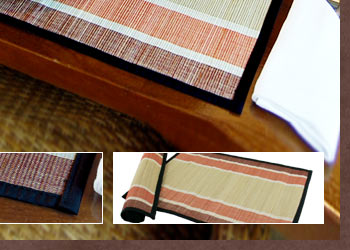 女性的な色味になっております。別売りのグリーンと合わせると、カップルでお使いいただけますよ。