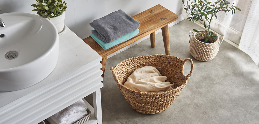 バス収納。ランドリー。トイレ収納。サニタリーエリア。トイレタリーの収納に。