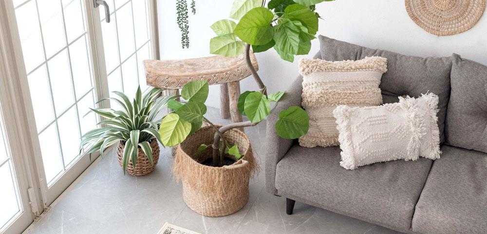 プランターカバーとしても使えるバスケット