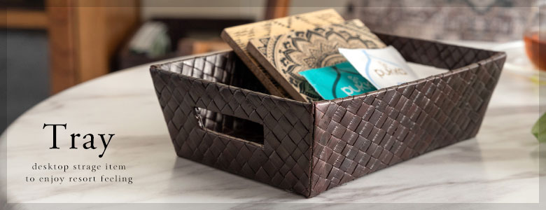 収納トレイへ