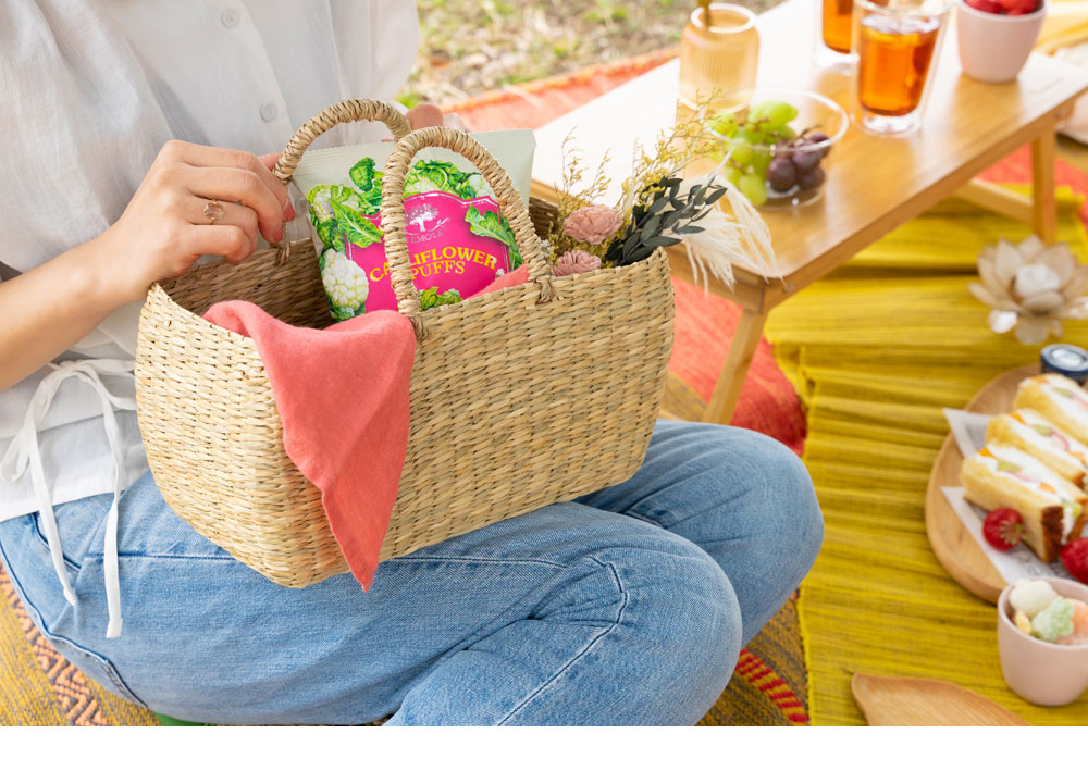 ピクニックに欠かせないトートバスケット