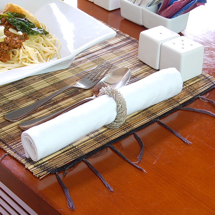 ビーズで作られた綺麗なアジアンナプキンリング クリアカラー