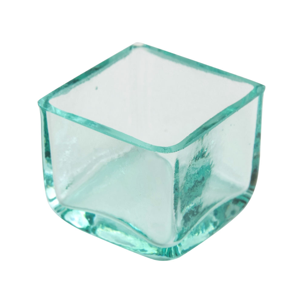 爽やかなブルーグリーンのガラス