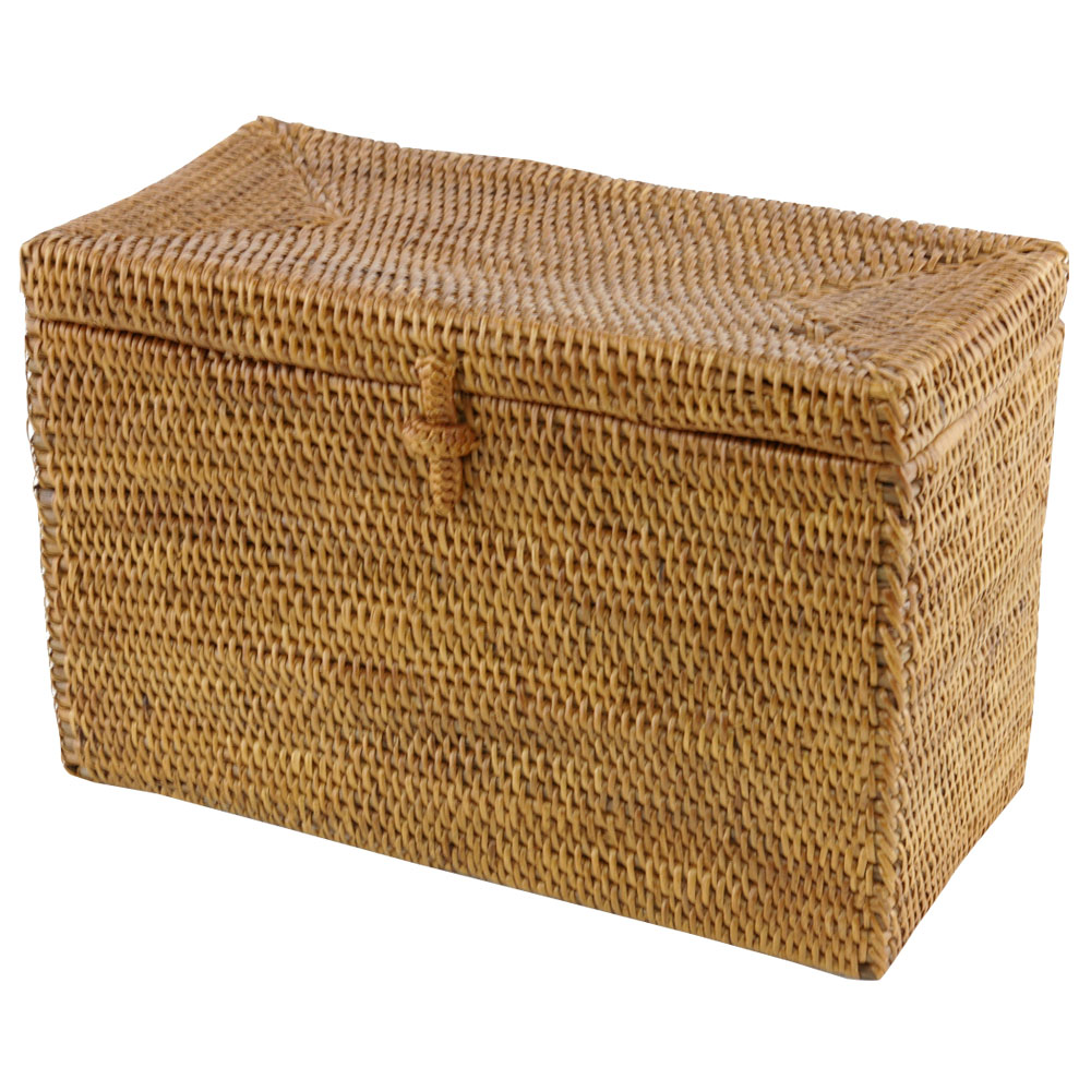 バリの職人が作ったアタのバスケット