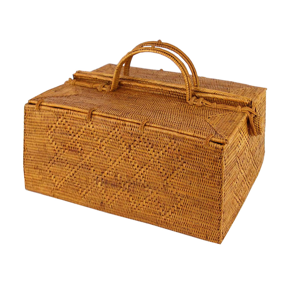 バリの職人が作ったアタのカゴバッグ