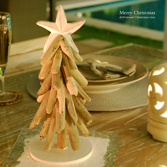 天然流木の卓上型クリスマスツリー